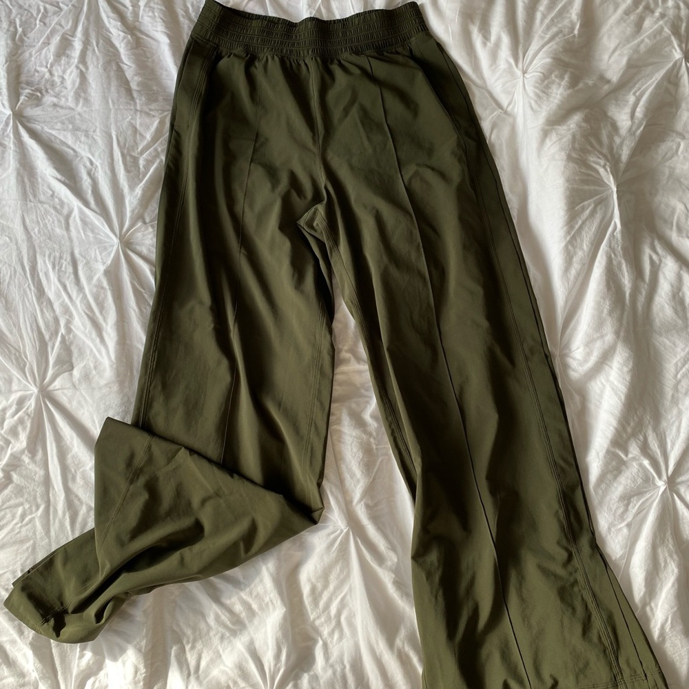 Lululemo High Waist Culottes Wide Leg Full Length